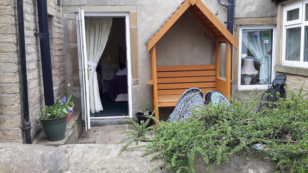 Rosebud Cottage Guest House Haworth Exterior foto